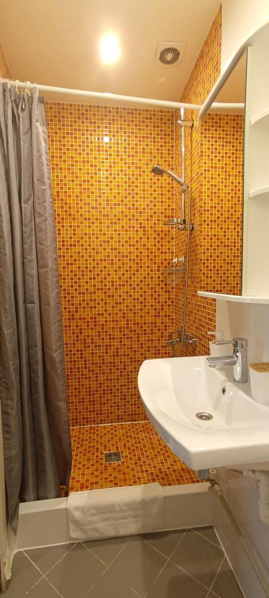 Old Town 2 Bedroom Apartment Near Dome Square & Scenic Waterfront Riga Esterno foto