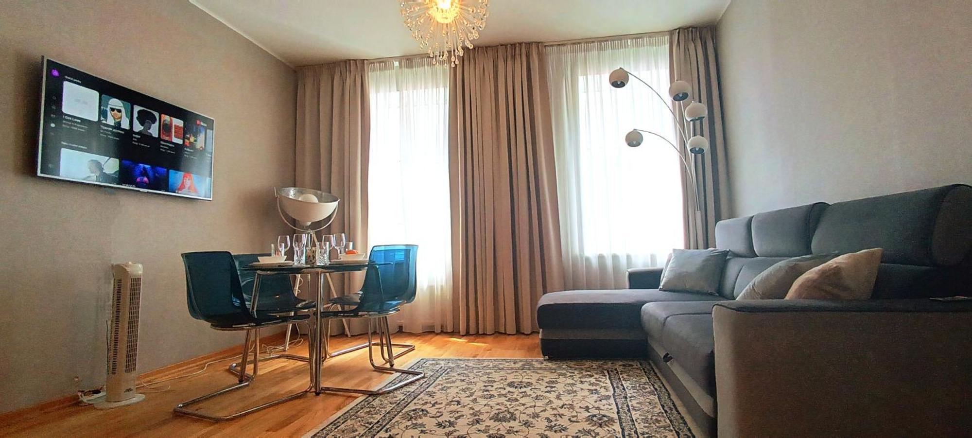 Old Town 2 Bedroom Apartment Near Dome Square & Scenic Waterfront Riga Esterno foto